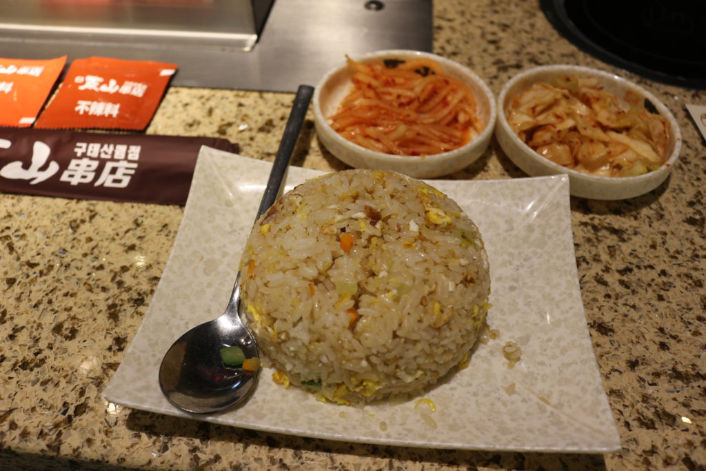朝鮮系のレストランで晩御飯を食べました